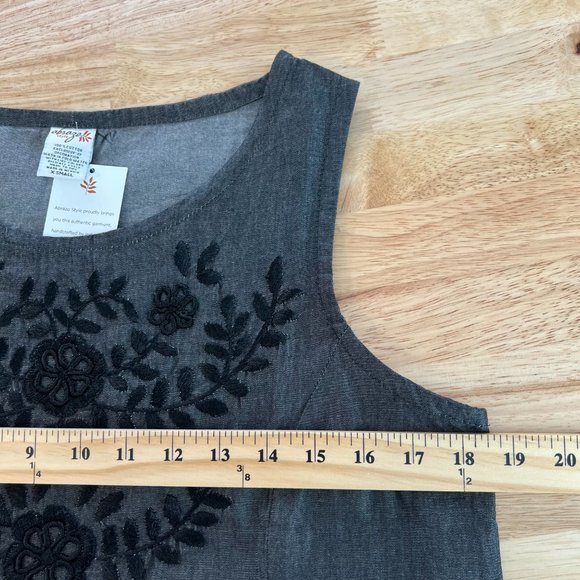 Abrazo Style Handmade 100% Cotton Floral Embroidered Size XS Shift Dress Gray - Picture 7 of 8